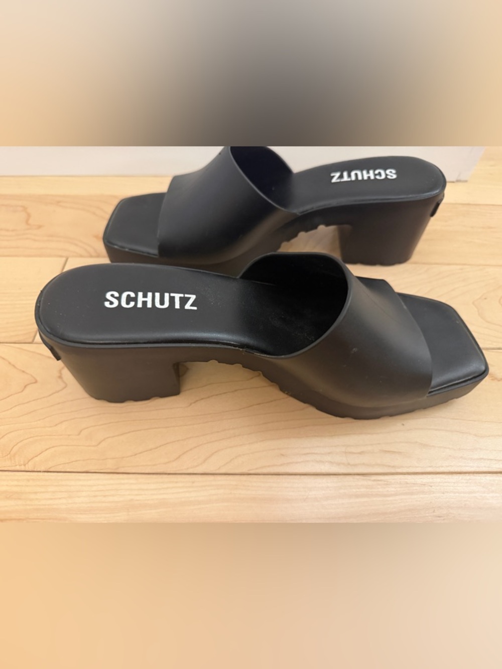 Schutz Mizzy Black Rubberized Platform Slide Sandals - NWOB Size: 8B (US) - Picture 5 of 10